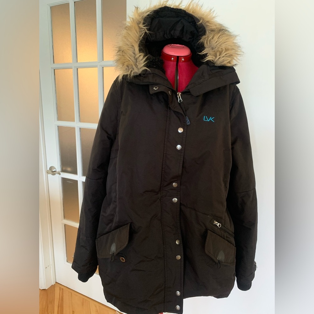 Livik Black Winter Coat with Down and Feather Filler